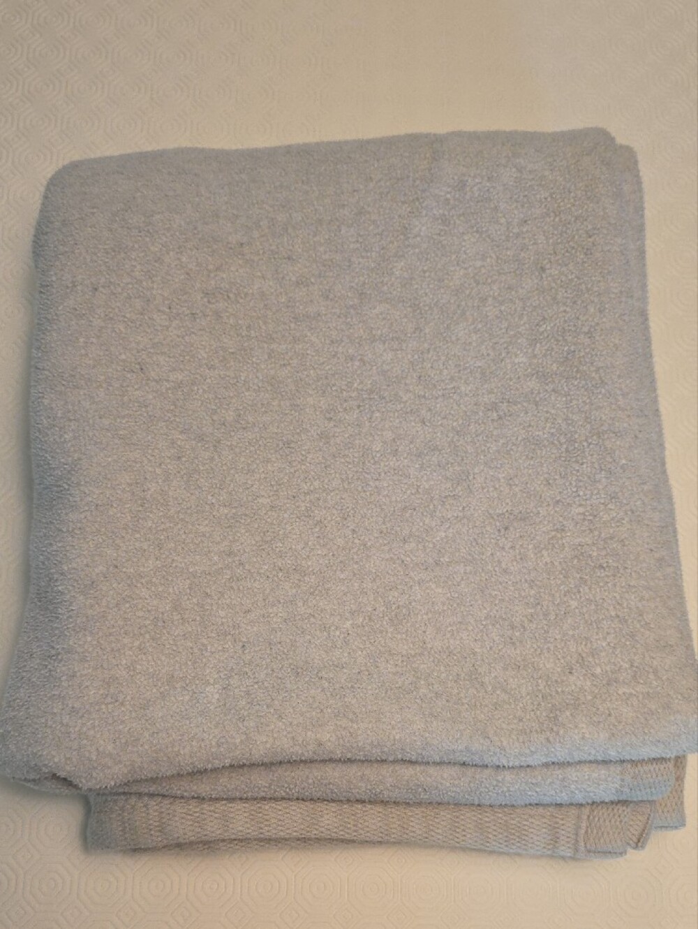 Peacock Alley Neutral Beige Bath Towel with Label 49x63